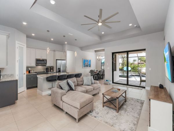 Cape Coral Home 1024246