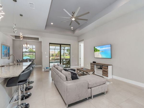 Cape Coral Home 1024246