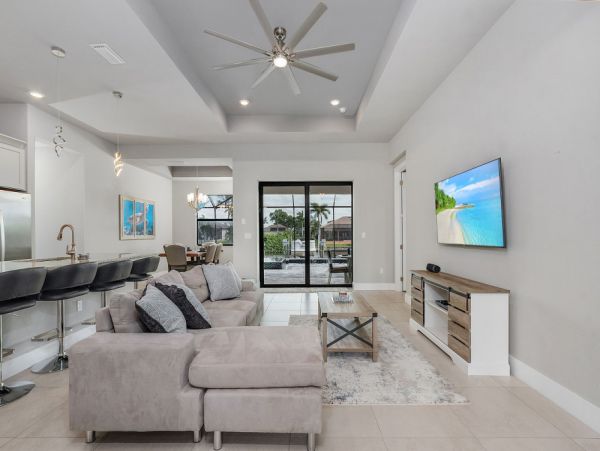 Cape Coral Home 1024246