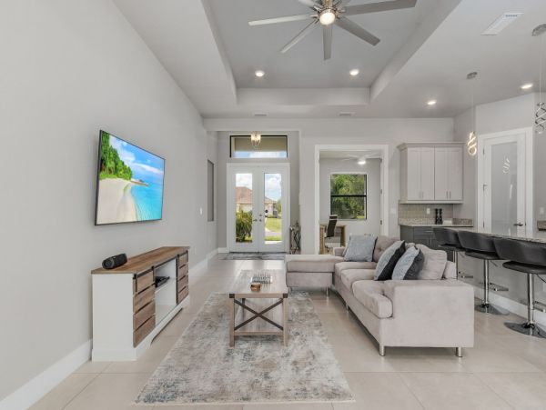 Cape Coral Home 1024246