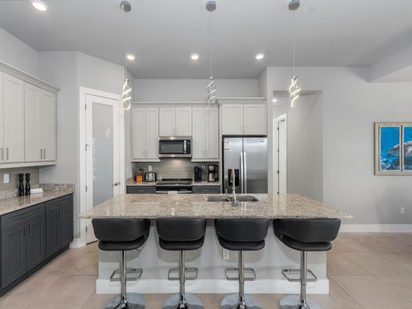 Cape Coral Home 1024246