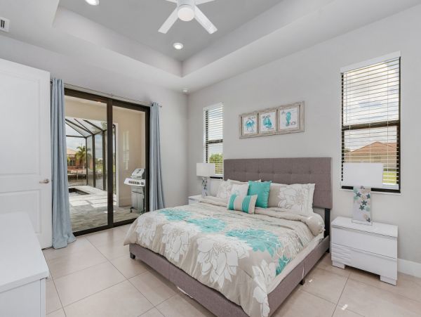 Cape Coral Home 1024246