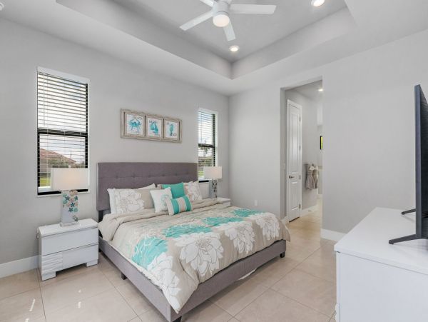 Cape Coral Home 1024246