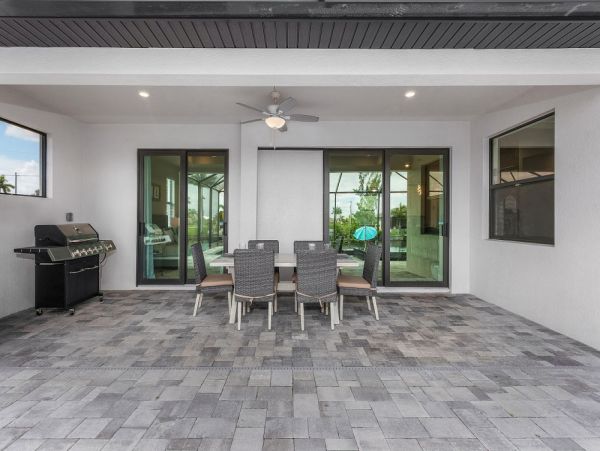 Cape Coral Home 1024246