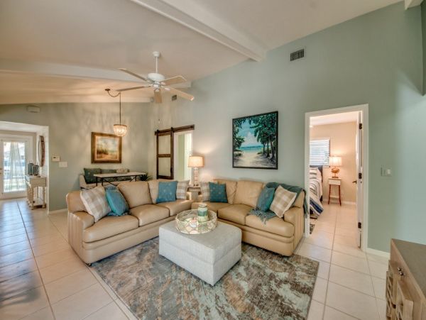 Cape Coral Home 1024247