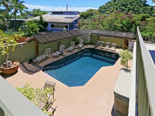 Beautiful Wailea Estate Sleeps 36 Guests