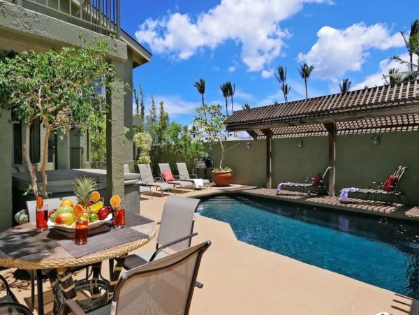 Beautiful Wailea Estate Sleeps 36 Guests
