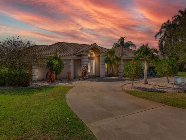 Cape Coral Home 1024250