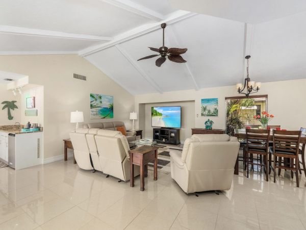 Cape Coral Home 1024250