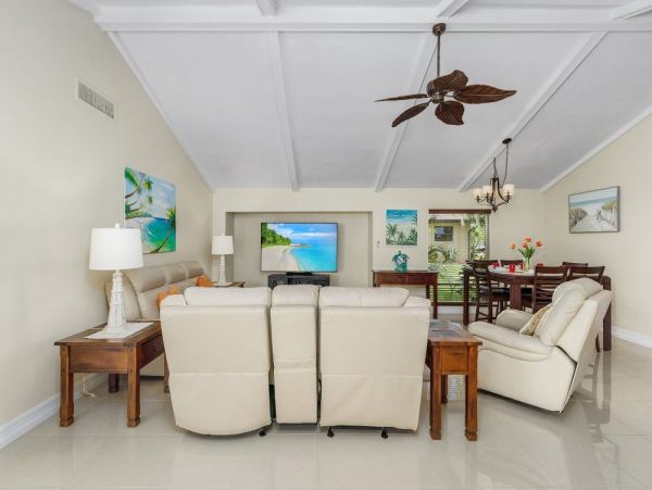 Cape Coral Home 1024250