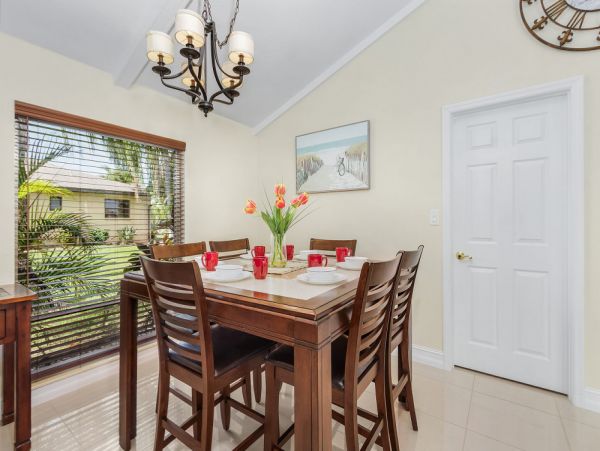 Cape Coral Home 1024250