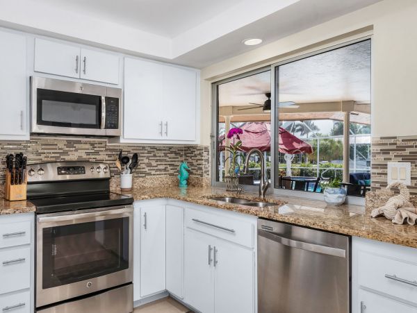 Cape Coral Home 1024250