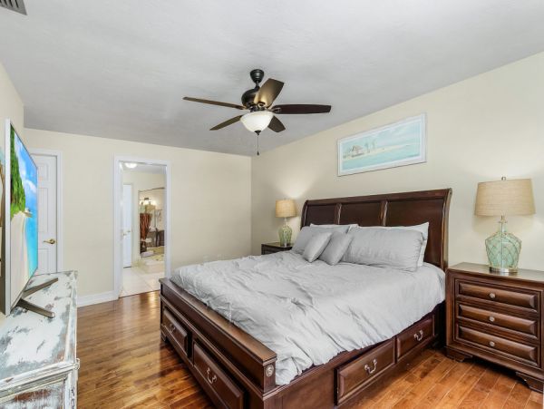 Cape Coral Home 1024250