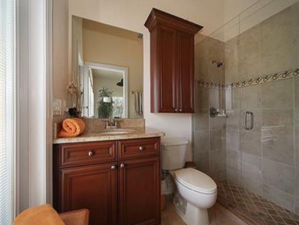 Waterfront 8 Bedroom Vacation Home in Cape Coral