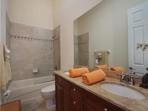 Waterfront 8 Bedroom Vacation Home in Cape Coral