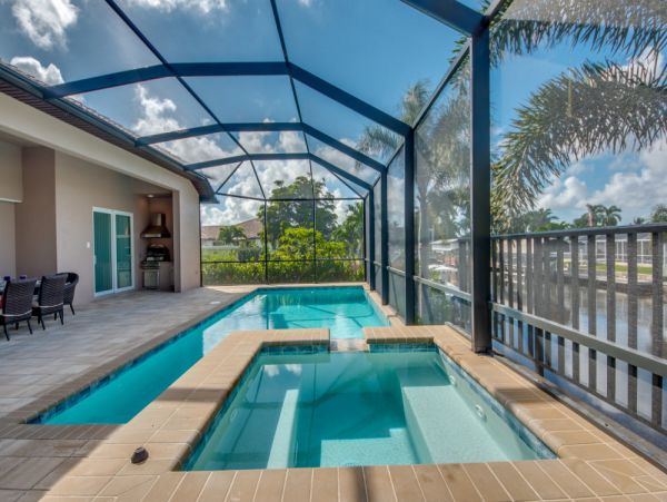 Waterfront 8 Bedroom Vacation Home in Cape Coral
