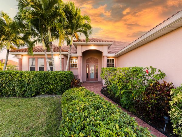 Cape Coral Home 1024253