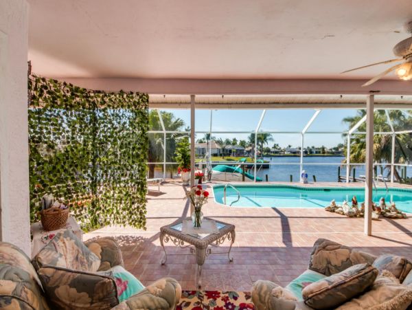 Cape Coral Home 1024255