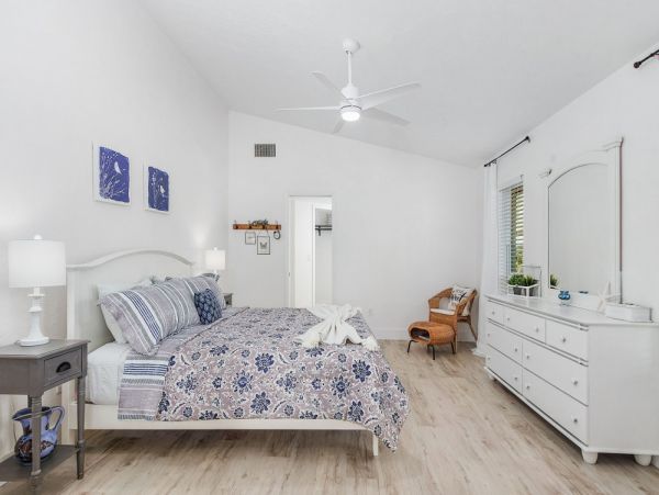 Cape Coral Home 1024257