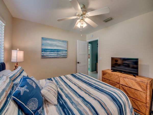 Cape Coral Home 1024257