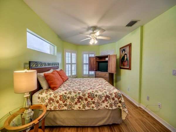 Cape Coral Home 1024260