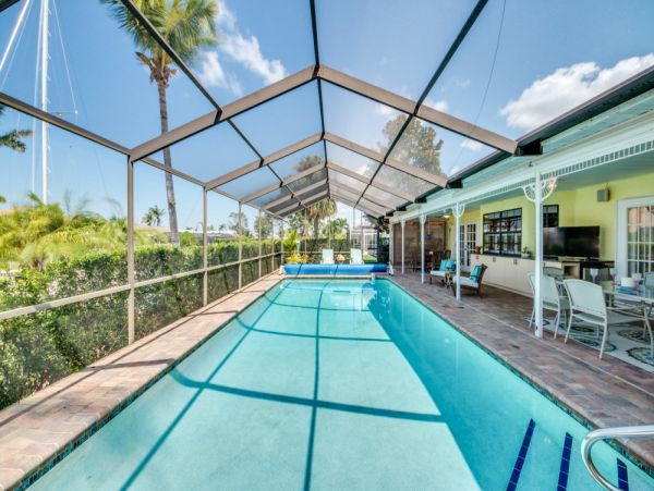 Cape Coral Home 1024260
