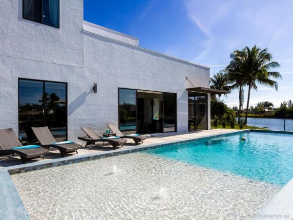 Cape Coral Home 1024261