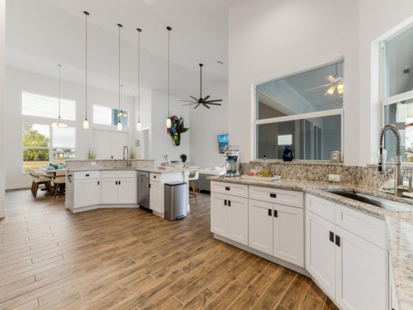 Cape Coral Home 1024262