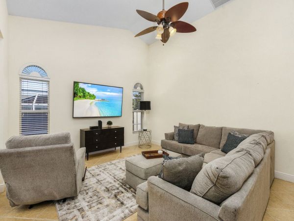 Cape Coral Home 1024263
