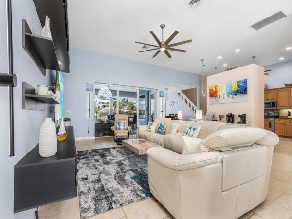 Cape Coral Home 1024264