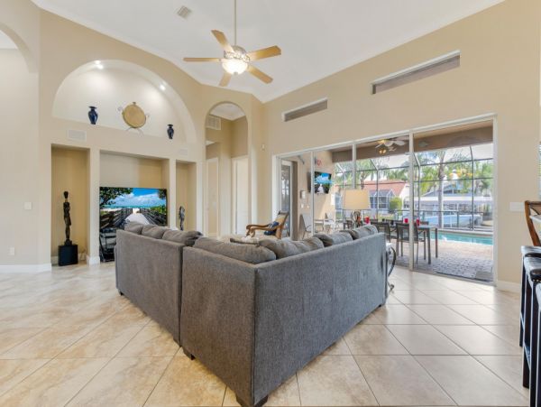 Cape Coral Home 1024271