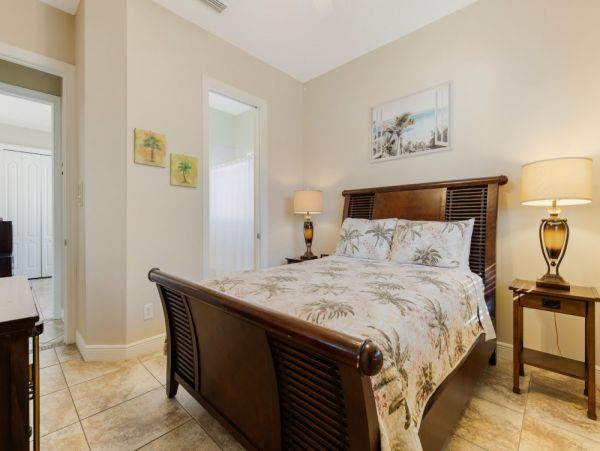 Cape Coral Home 1024271