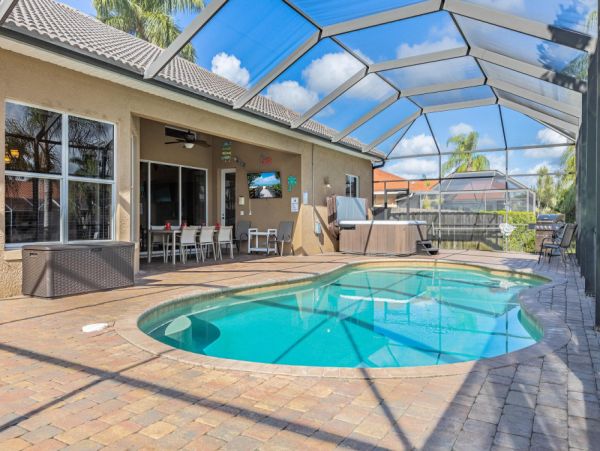 Cape Coral Home 1024271