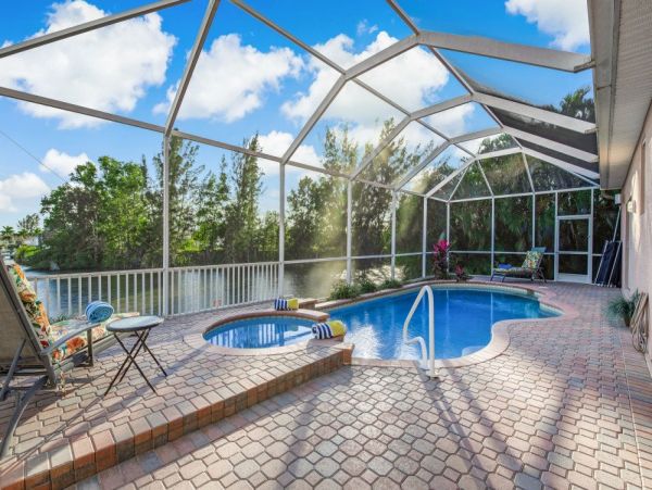 Cape Coral Home 1024272