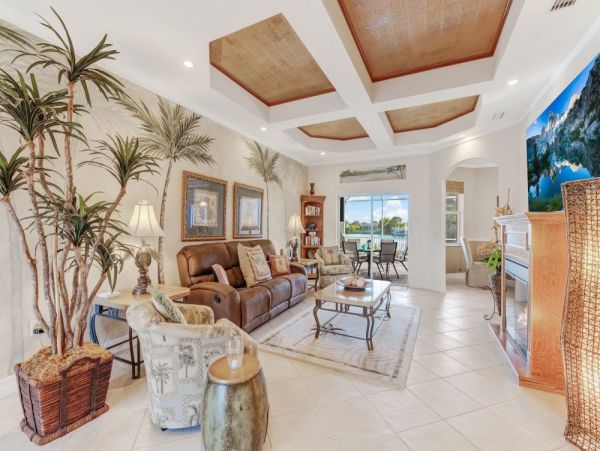 Cape Coral Home 1024272
