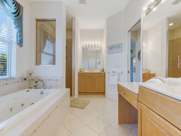 Cape Coral Home 1024272