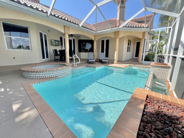 Cape Coral Home 1024277