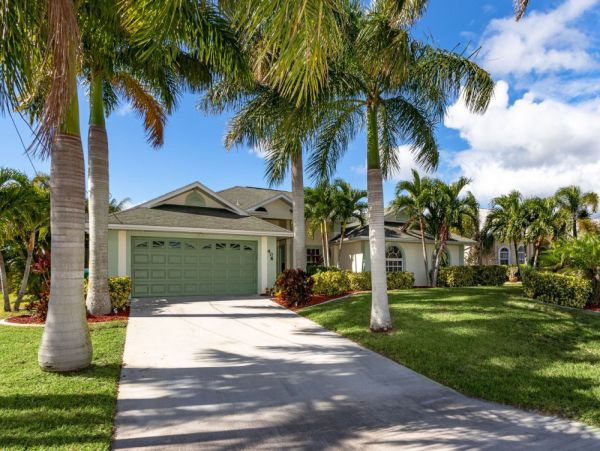 Cape Coral Home 1024278