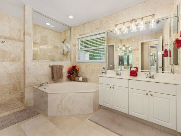 Cape Coral Home 1024278
