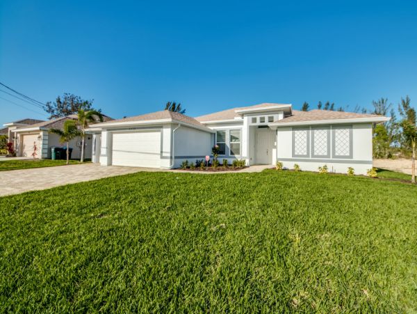 Cape Coral Home 1024280