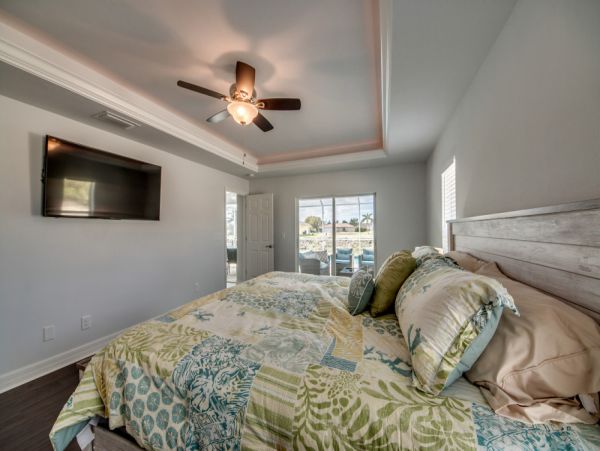 Cape Coral Home 1024280