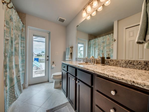 Cape Coral Home 1024280