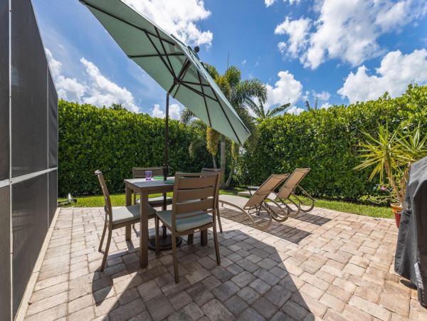 Cape Coral Home 1024281
