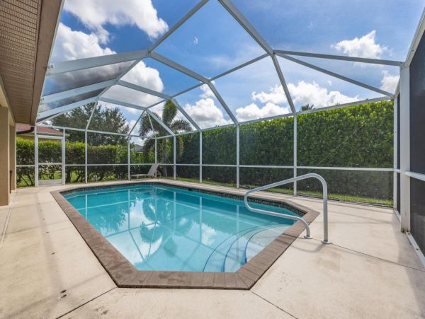 Cape Coral Home 1024281