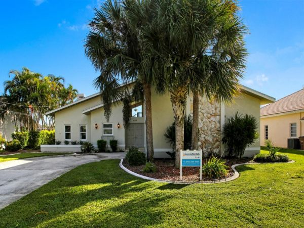 Cape Coral Home 1024282