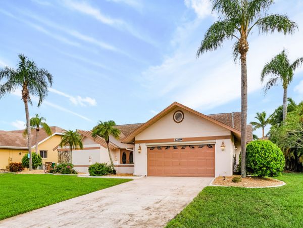 Cape Coral Home 1024283