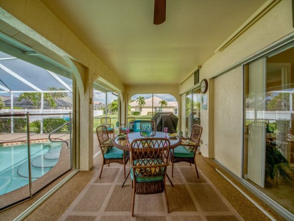 Cape Coral Home 1024284