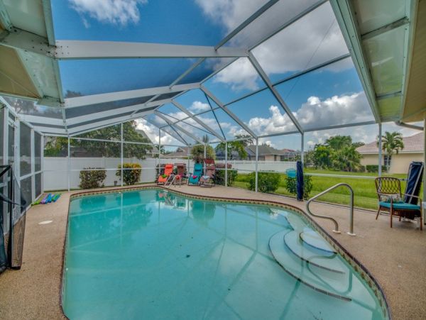 Cape Coral Home 1024284