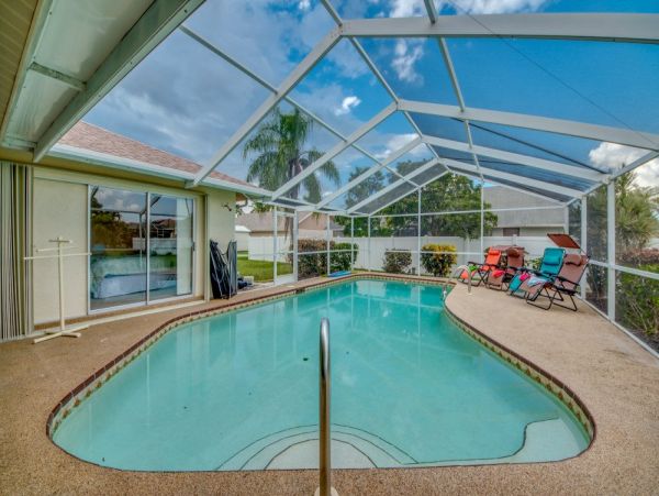 Cape Coral Home 1024284