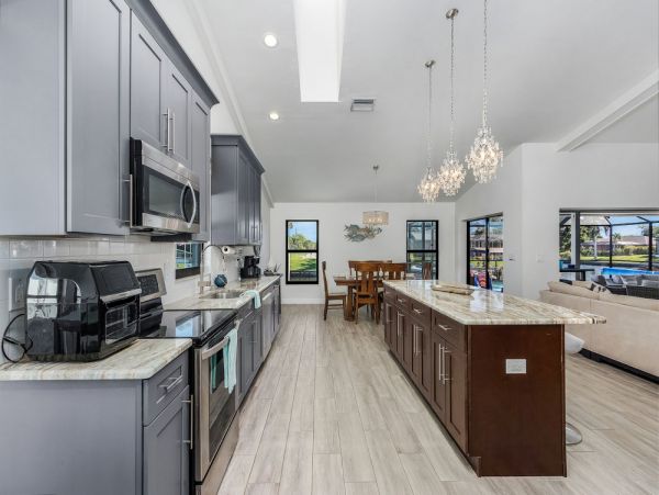 Cape Coral Home 1024285